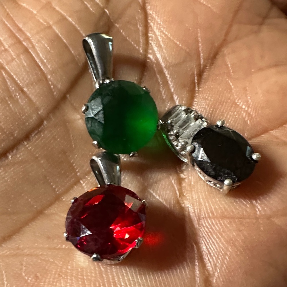 3pcs vintage Round Crystal Pendant Necklace - Red, Green, Black